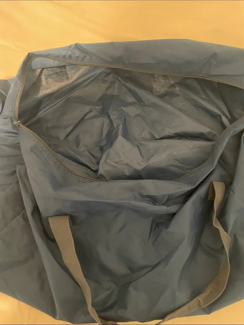 Blue Men’s Lightweight Travel Duffle Bag